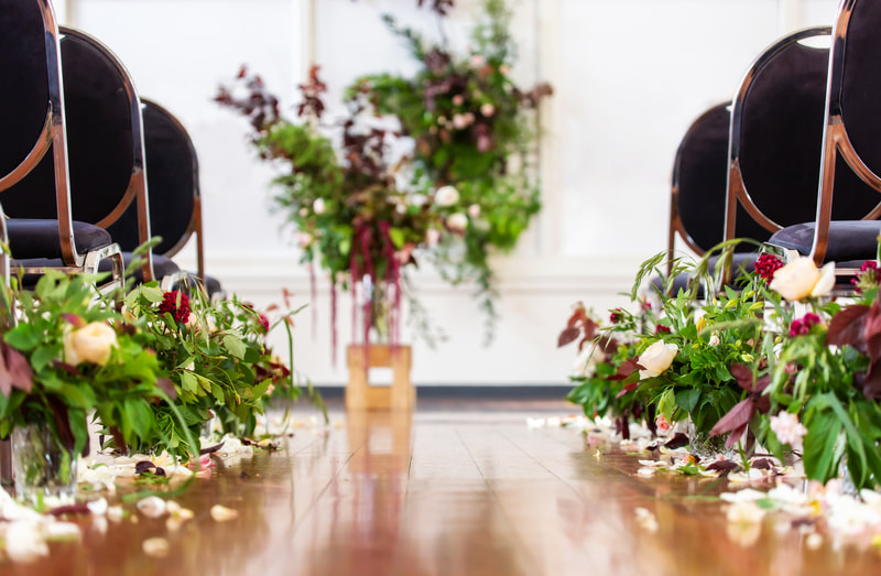 Botanical Styling by Twig & Arrow. Photo by Jo Moore Photographer.